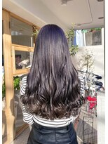 モカヘアー(mocha hair)&nbsp;ロングヘア/ラベンダーグレージュ/ワンブリーチ/艶カラー