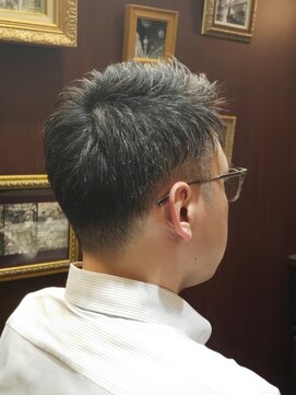 ブロートーキョー(BroTokyo) MEN'Sビジネスーショートツーブロックアップバングスタイル