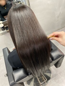 イロハ(IROHA) 【IROHA】カット+美髪艶カラー+髪質改善