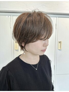 アデプト 綾瀬店(adept) 大人ショートボブ/エモージュ/丸みショート【綾瀬/亀有/北千住】