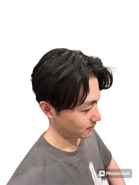 銀座マツナガ 神田店 20代30代王道ツーブロックセンターパート刈り上げ