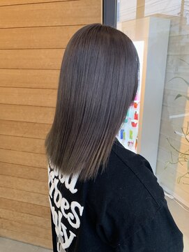 シアン(CyAN) くすみグレージュカラー