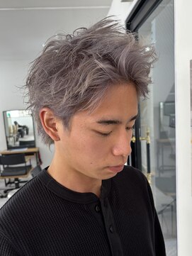 ウル 岡山駅店(ULu.) ホワイトアッシュスパイキーショートメンスブリーチ20代30代40代