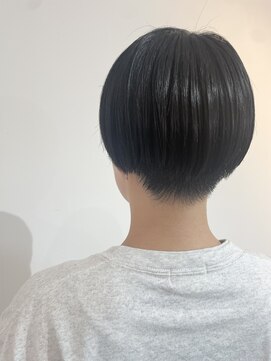 ハレ(hare) 刈り上げショート