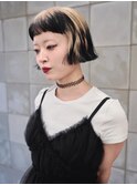 コントラストカラー　ルーツカラー　ボブ　癖毛　オン眉パッツン