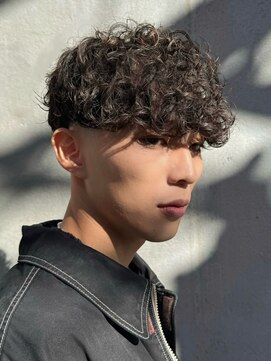 フィフス(fifth) 外国人風パーマで叶う簡単スタイリング【スペインカール】