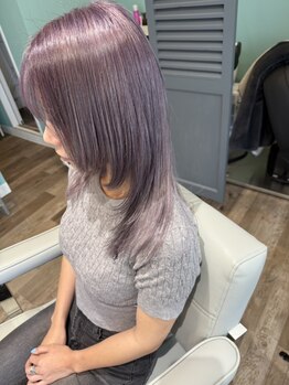 ＊明るいカラーを楽しみたい！という方へ＊こだわりの薬剤を使用したケアカラー/ダブルカラーがオススメ◎