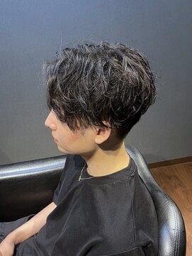 ビーダンディー(Bee dandy) ビジネスツーブロックショート ニュアンスパーマ センターパート