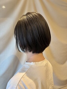 ココカラヘアー ニコ(cococara hair nico) 丸みボブ/地毛風カラー/グレーブラック