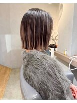 シーン バイ ラッド(SCENE by RAD)&nbsp;レイヤーで魅せるくびれショートボブヘア小顔盛り顔まわりカット