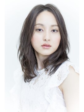 ビューティーアンドケアカロン(Beauty and Care CALON) 【銀座】スイートネスなネイビーモードアッシュカラー