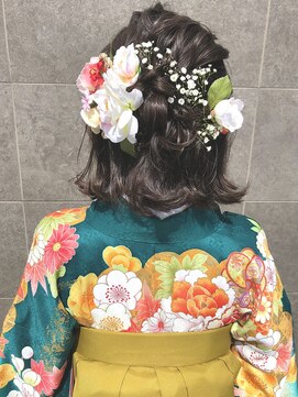 アルモ ヘア フア 東静岡(ALMO hair HUA) 卒業式 ヘアアレンジ 袴 ハーフアップ