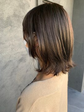 ニュートライズ(NEUTRIZE) 艶髪レイヤー×ミディアムボブ