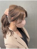 レイヤーロング20代30代小顔ヘア韓国ヘアグレージュカラー