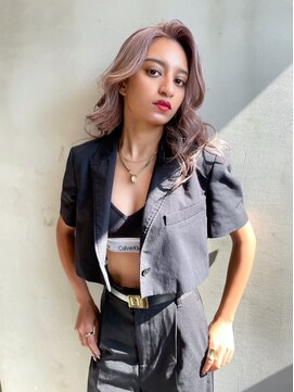 リベル 西中島(Libelle) レイヤーカット×ハイトーンカラー