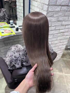 エイトセカンド 新宿三丁目店(EIGHT second) ベージュ