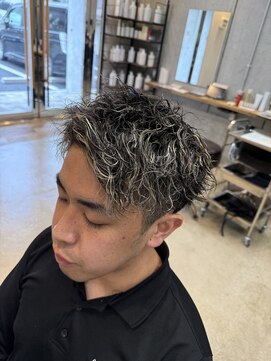 リット(lit.) ブルーブラック/スペインカール/スパイキーショート/守谷