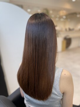 エミュスト(Emuest) 艶々髪質改善