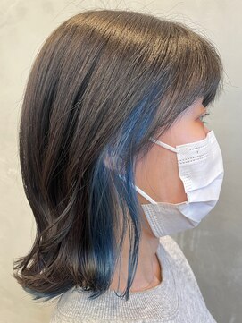 エリマバイフィフス 調布(elima by fifth) コントラストのあるブルーカラーのインナーカラー