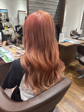 アミカ シーモール店(Amica) サーモンピンク