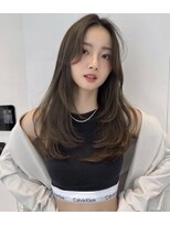 ラフ バイ マグ 南松本(R.A.F. by Mag)&nbsp;ブリーチなしカラーで叶うロングハッシュカット夏顔周り