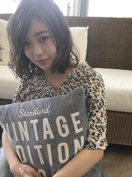 ミニム ヘアー(minim hair) 【minim×日比】地毛風カラー×ゆるふわガーリーボブ