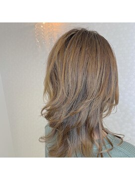 ヘアーアンドメイク ドレス(DRESS) コントラストハイライト