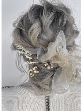 ルーム(Room) ヘアアレンジ／アップスタイル