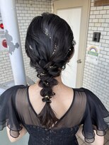 編みおろし　ヘアセット　お呼ばれヘア　金箔　パーティヘア