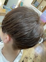 ヘアーゾーン ハチマルハチ 登戸駅前店(Hair Zone 808) オリーブブラウンマッシュ
