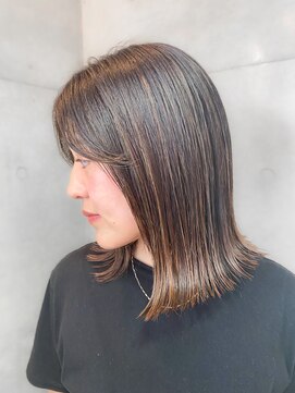 ムーサ(musa) 切りっぱなし×ハイライトカラー【代々木上原】