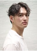波巻きスパイラルパーマ理容室シェービングセンターパートメンズ