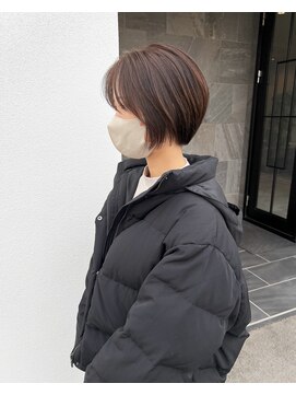 メゾン アヴァロ(Maison Avallo) 透け感大人可愛いショートボブ