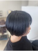 ショートボブ