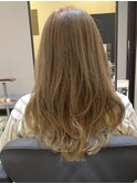 ミルクティーベージュカラーくびれヘアグレージュカラー韓国