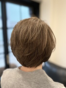 ラバーゼ(La'Base) ショートレイヤーボブ