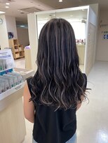 シャルムバイケンジ(Charm.by KENJE)&nbsp;コントラストハイライト/バレイヤージュ/外国人風/銀座/有楽町