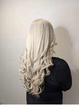 ブランシスヘアー(Bulansis Hair)&nbsp;ホワイトベージュスタイル