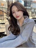 センター分けフェミニンロング前髪無しレイヤーカット韓国ヘア