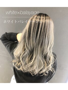 アンジェ(Ange) ミルクティー、グラデーション、エクステ、インナー、ハイライト