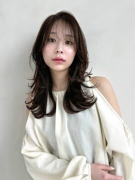 ザック ヴィ(ZACC vie) ワンカールレイヤー くびれヘア セミロング