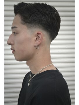 ジーン カットクラブ(GENE CUTCLUB) ミドルフェード