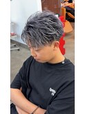 シルバーアッシュバレイヤージュサーフフェザーショート