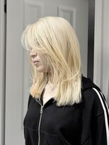 ゼスト 八王子店(ZEST)&nbsp;ミニボブレイヤー/ホワイトブロンド/【小林胡桃】