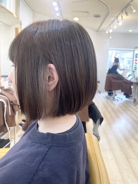 モリオ フロム ロンドン 成増店 【morio成増 セリザワ】ボブ インナーカラー