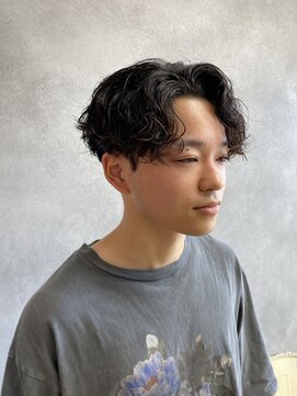 グローバルヘアー バランス(global hair BALANCE) 10代/20代/スパイラルパーマ/センターパートパーマ