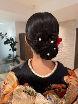 ツヤっとタイト和装ヘア