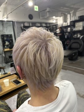 ミコ(MICO hair) ホワイトカラー