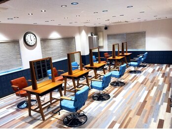 アグ ヘアー リッカ 御所野店(Agu hair ricca)の写真/お子様連れのご来店もOK◎忙しいママ・パパも、ご家族で通いやすいサロン♪