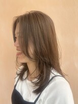 トリコ アヴェダ ららテラス北綾瀬(tricot AVEDA)&nbsp;顔まわりレイヤー/ミディアムレイヤー/グレージュ/透明感カラー